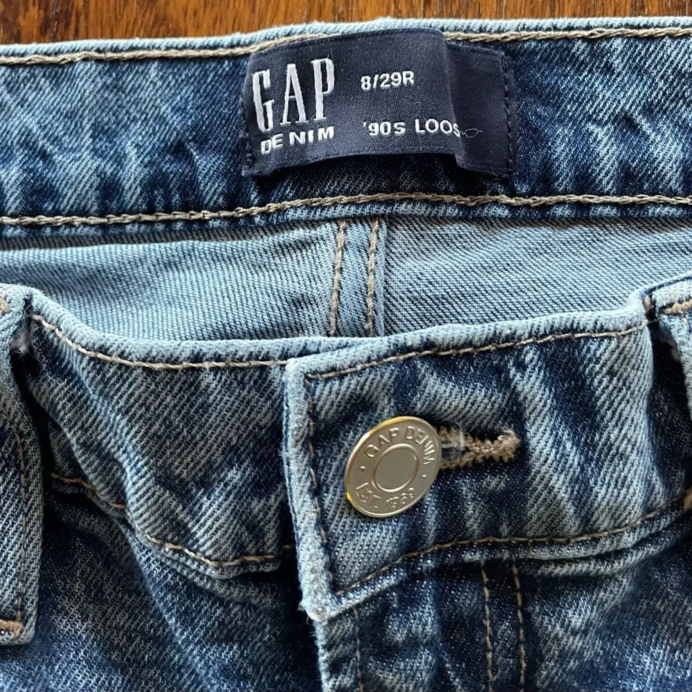 Gap 90s Loose Straight Leg Jeans
Mid rise medium blue wash - Picture 3 of 4